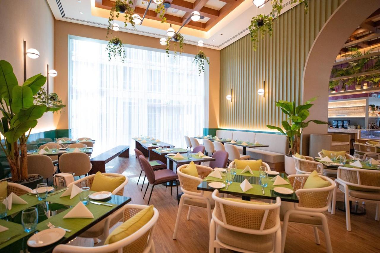 Four Points By Sheraton Sheikh Zayed Road Dubai Exterior photo