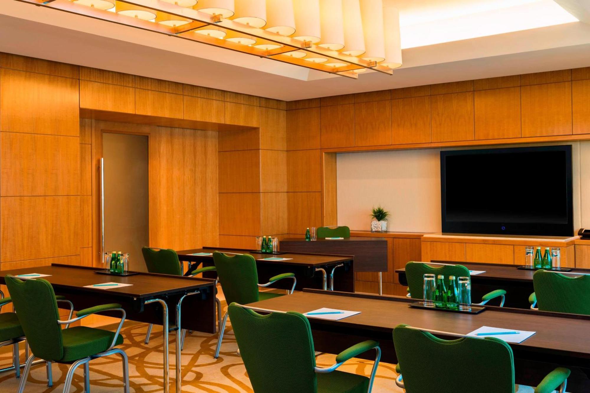 Four Points By Sheraton Sheikh Zayed Road Dubai Exterior photo