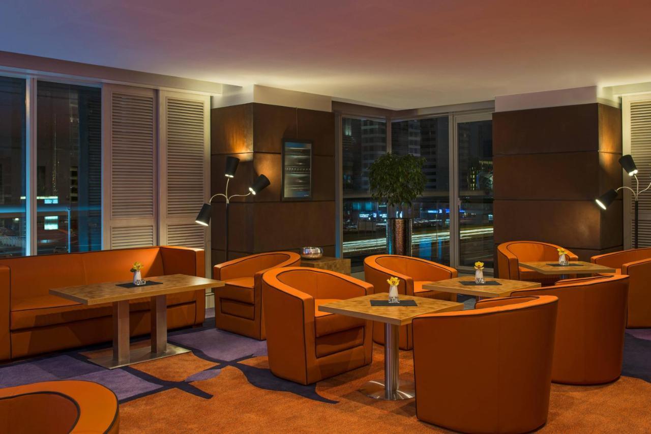 Four Points By Sheraton Sheikh Zayed Road Dubai Exterior photo